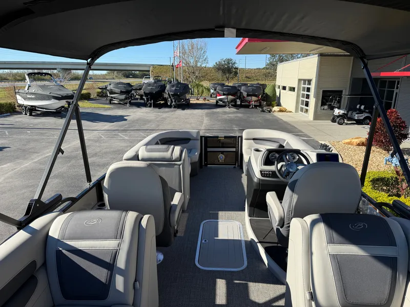 Slide: The Image of Barletta Cabrio 22QC 2025 - 9