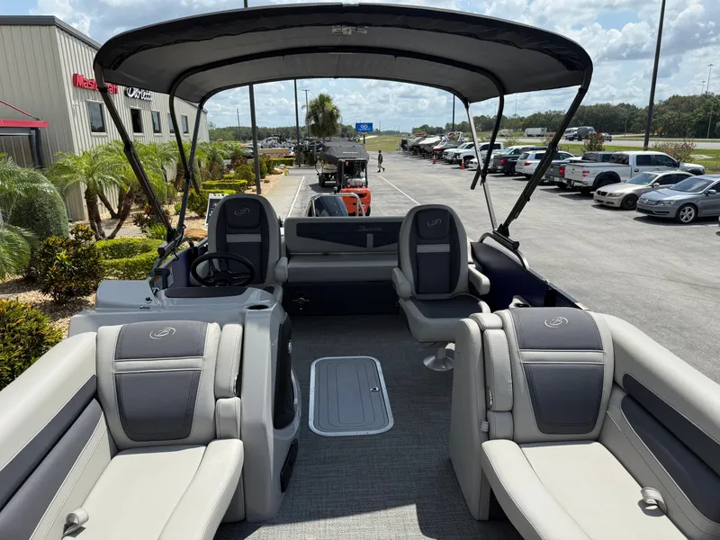 Slide: The Image of Barletta Cabrio 22UC 2025 - 19