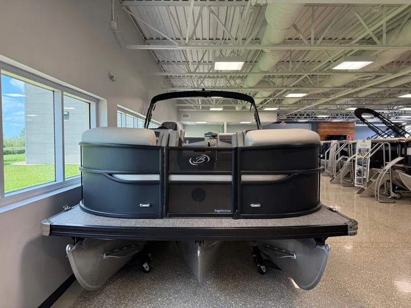 Slide: The Image of Barletta Cabrio 24UE 2025 - 3