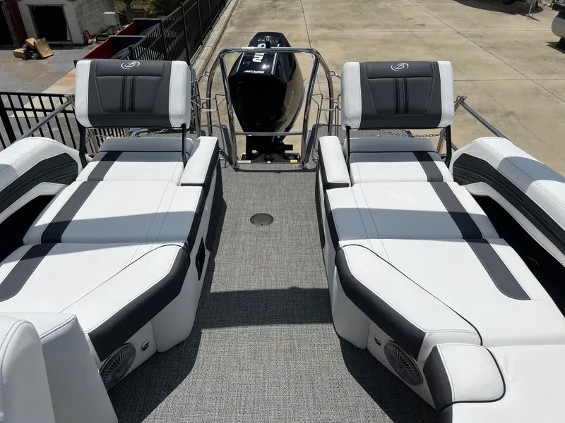 Slide: The Image of Barletta Corsa 23M 2025 - 16