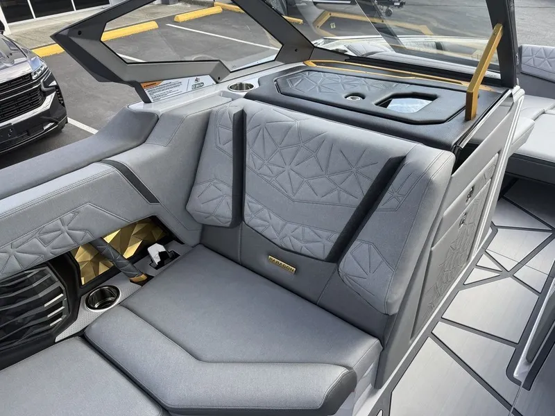 Slide: The Image of Nautique Super Air Nautique G25 Paragon 2026 - 7