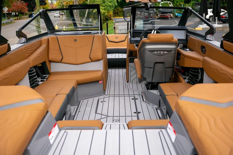 Slide: The Image of Nautique Super Air Nautique G23 2026 - 10