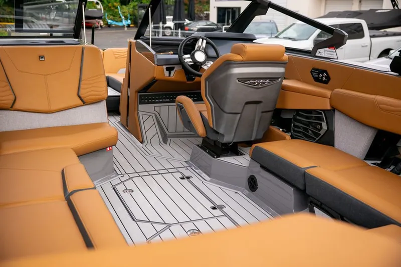 Slide: The Image of Nautique Super Air Nautique G23 2026 - 12