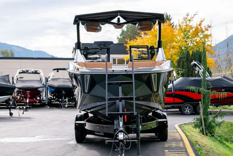 Slide: The Image of Nautique Super Air Nautique G23 2026 - 7