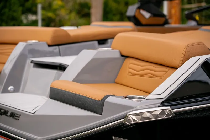 Slide: The Image of Nautique Super Air Nautique G23 2026 - 9