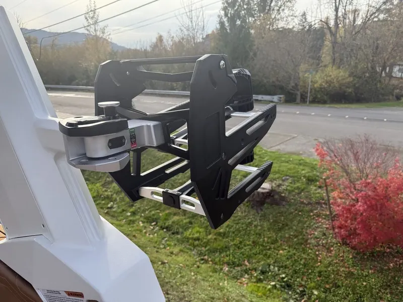 Slide: The Image of Nautique Super Air Nautique G25 2026 - 15