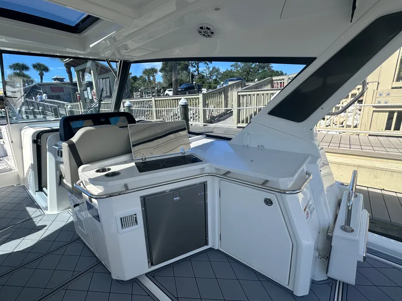 Slide: The Image of Aquila 36 Sport 2024 - 27