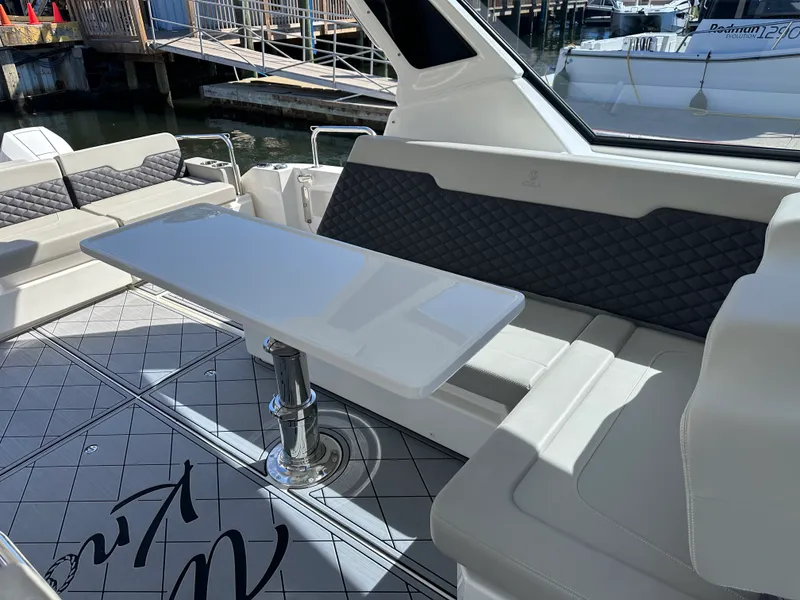 Slide: The Image of Aquila 36 Sport 2024 - 32
