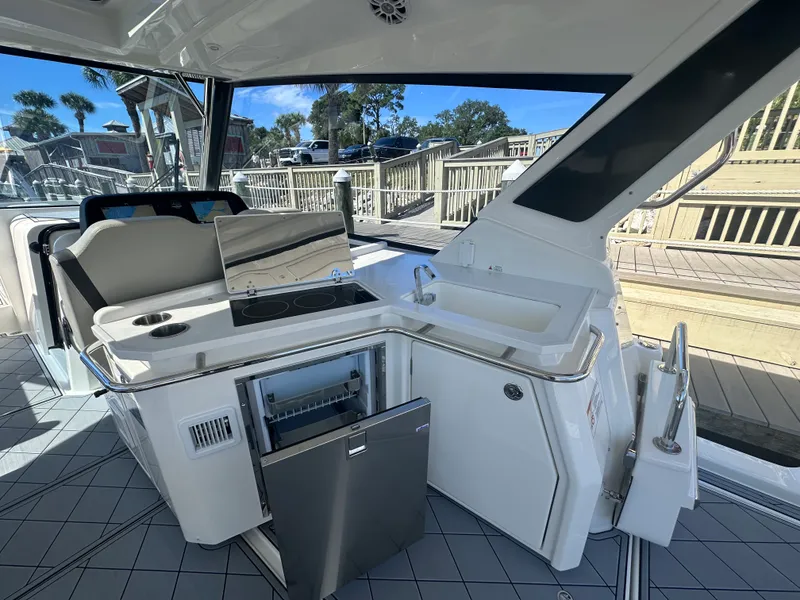 Slide: The Image of Aquila 36 Sport 2024 - 34