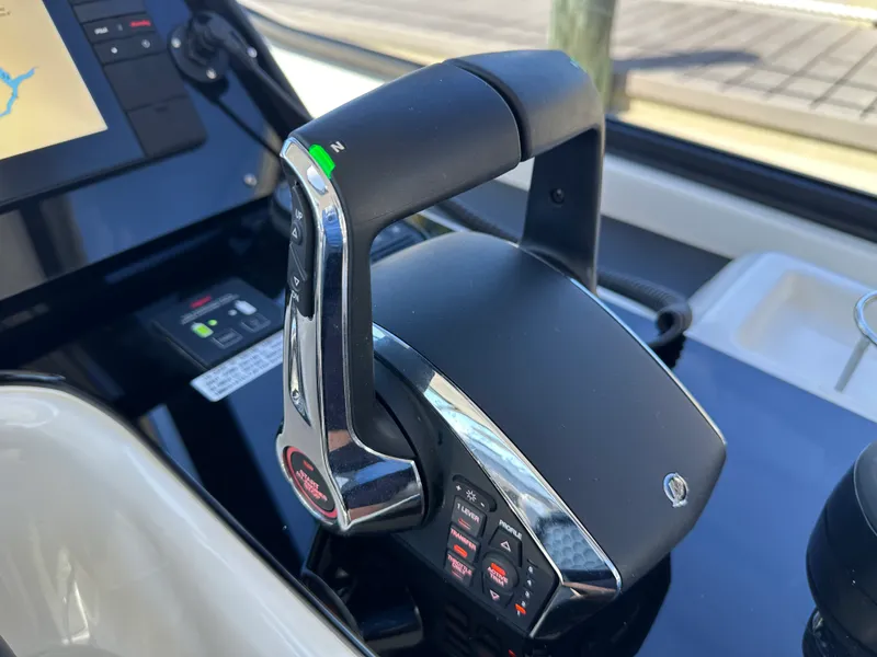 Slide: The Image of Aquila 36 Sport 2024 - 43