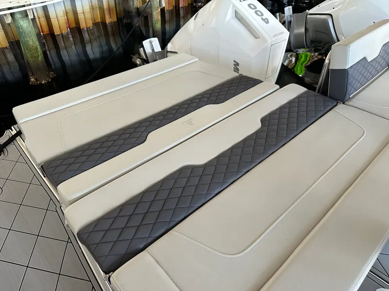 Slide: The Image of Aquila 36 Sport 2024 - 46