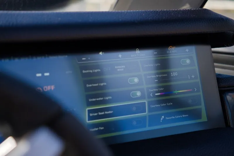 Slide: The Image of Nautique Super Air Nautique GS22 2026 - 17