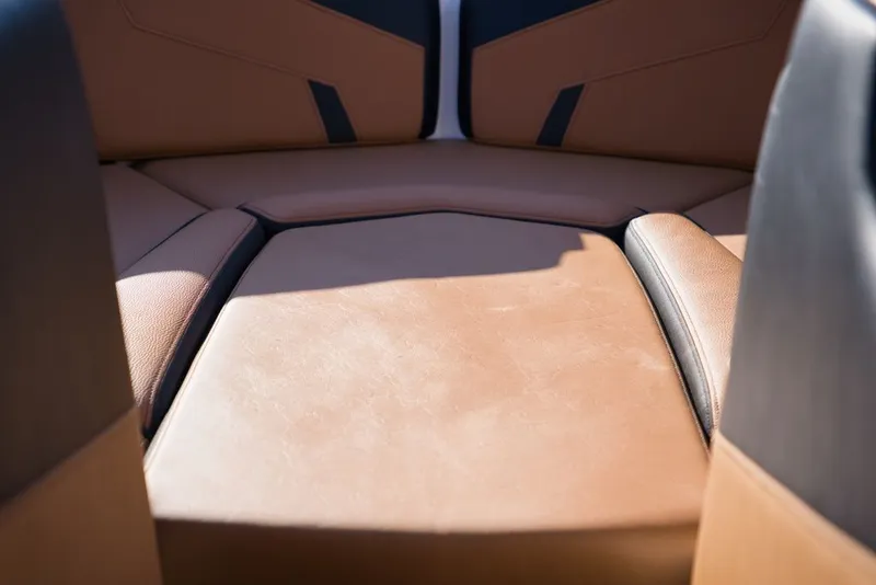 Slide: The Image of Nautique Super Air Nautique GS22 2026 - 26