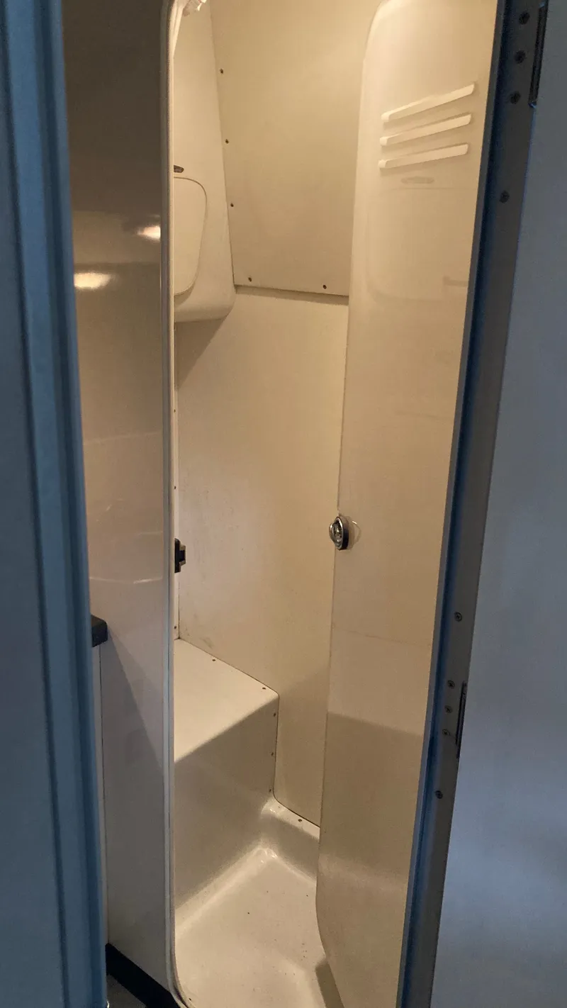 Slide: The Image of Chris-Craft 41 Amerosport 1988 - 14