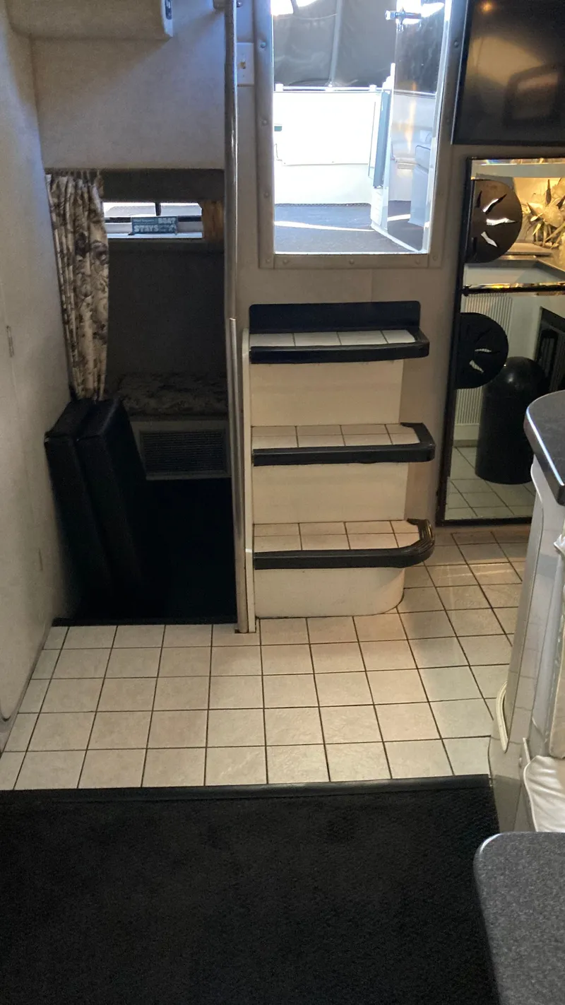 Slide: The Image of Chris-Craft 41 Amerosport 1988 - 23