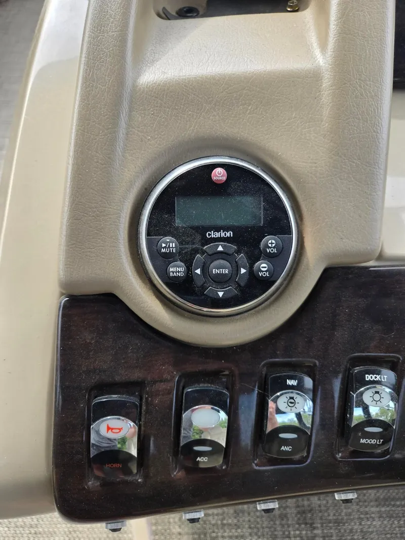 Slide: The Image of Bennington 2275 RCW SPS TRI 2015 - 13