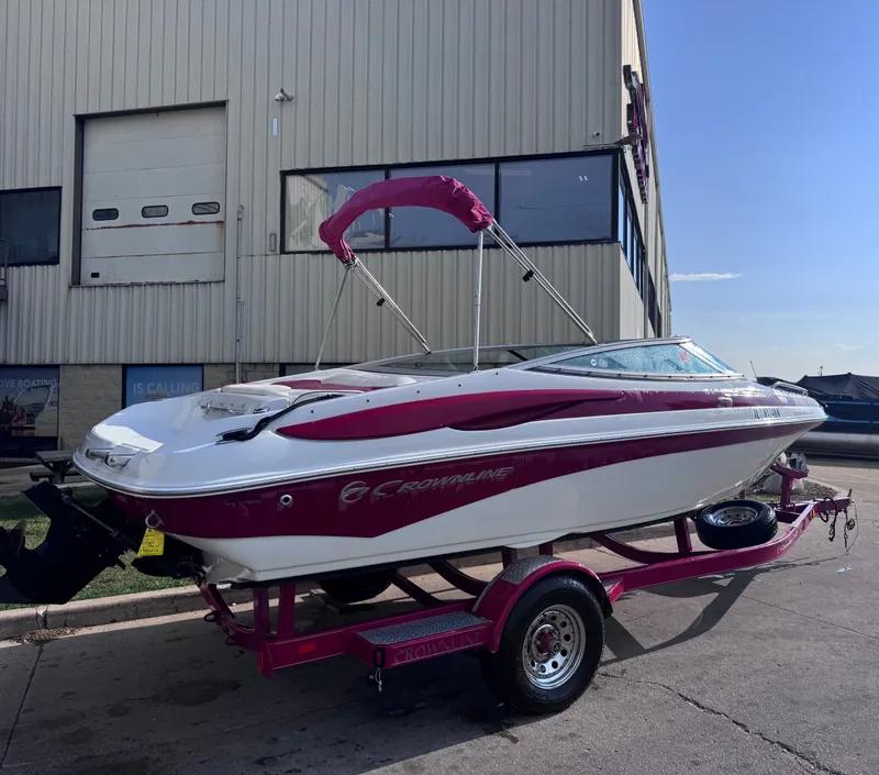 Slide: The Image of Crownline Boats 215 SS 2012 - 4