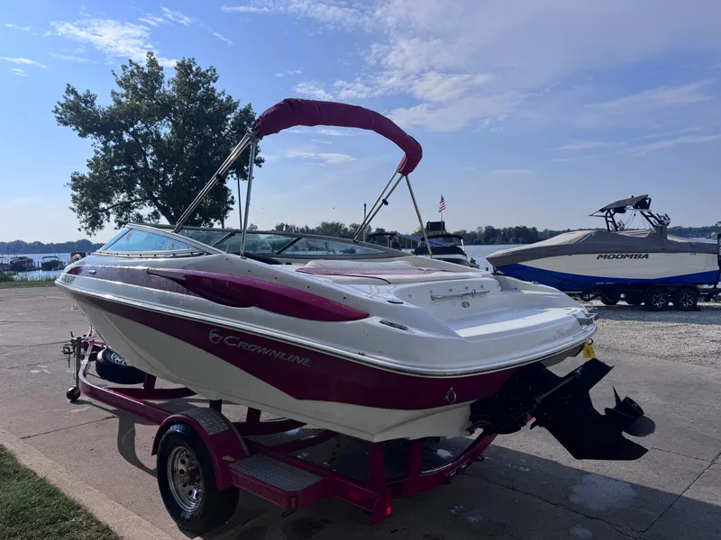 Slide: The Image of Crownline Boats 215 SS 2012 - 6