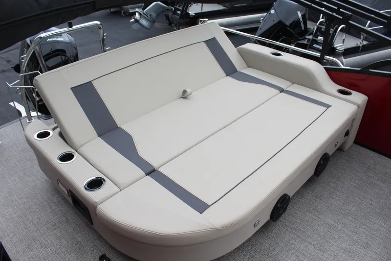 Slide: The Image of Barletta Aria 22 UC 2023 - 13