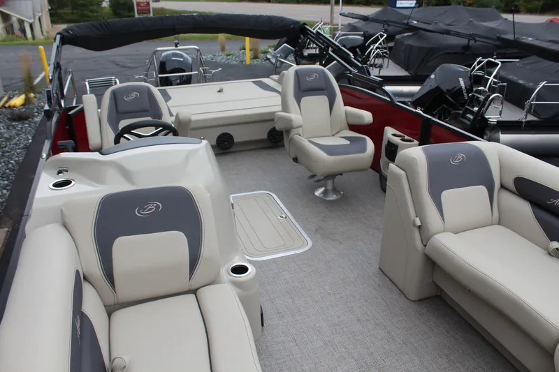 Slide: The Image of Barletta Aria 22 UC 2023 - 7