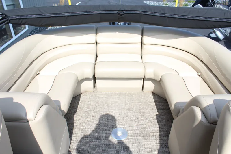 Slide: The Image of Bennington 2250 GSR 2014 - 12