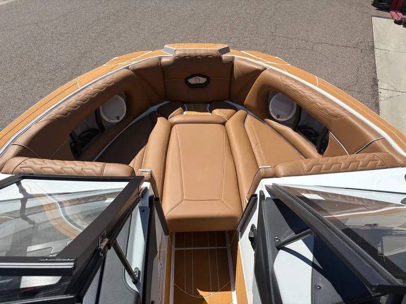 Slide: The Image of Centurion Ri265 2026 - 12