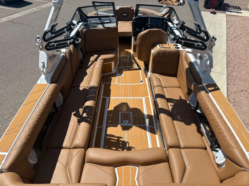 Slide: The Image of Centurion Ri265 2026 - 5