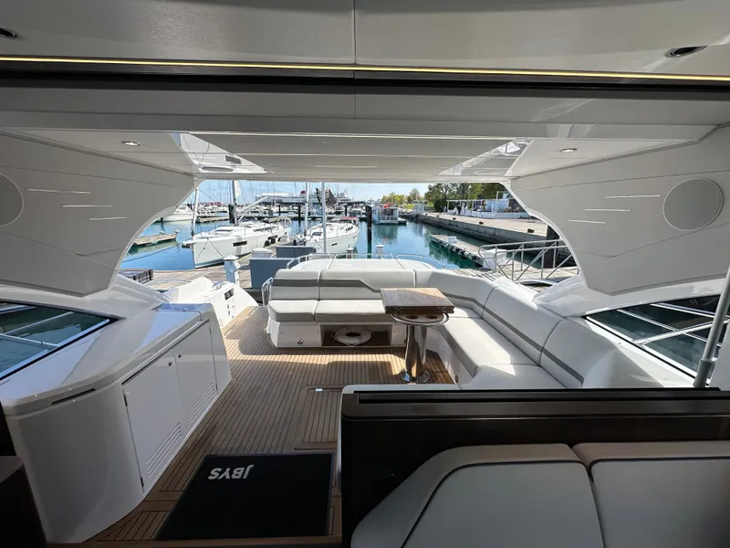 Slide: The Image of Sunseeker Predator 60 EVO 2021 - 31