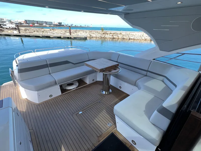 Slide: The Image of Sunseeker Predator 60 EVO 2021 - 5