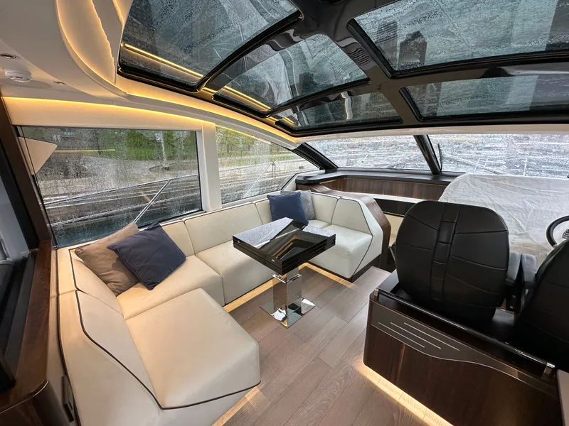 Slide: The Image of Sunseeker Predator 60 EVO 2021 - 6