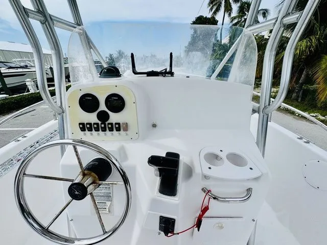 Slide: The Image of Pro-Line Sport 20 2004 - 9