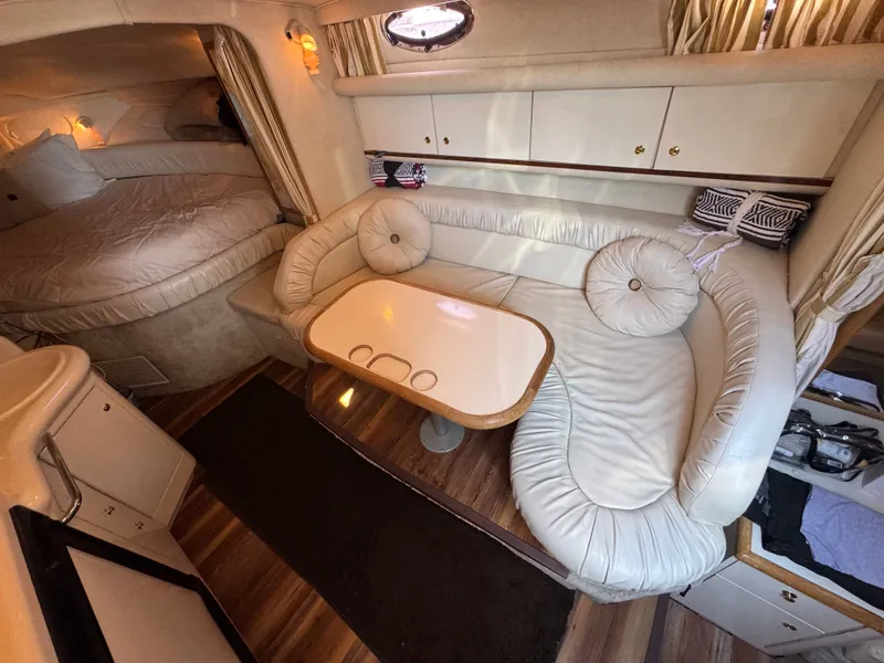 Slide: The Image of Sea Ray Sundancer 330 1997 - 15