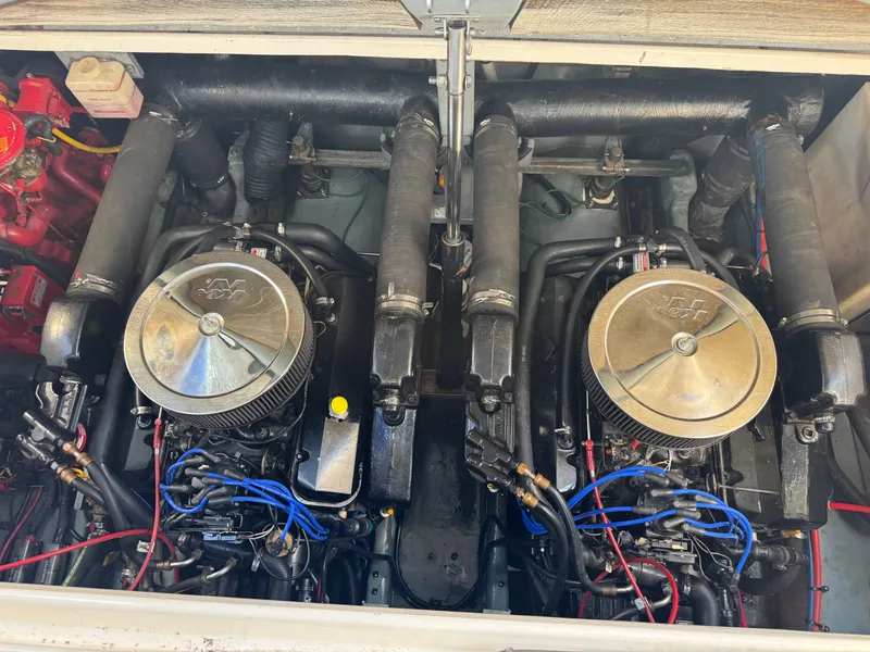 Slide: The Image of Sea Ray Sundancer 330 1997 - 24