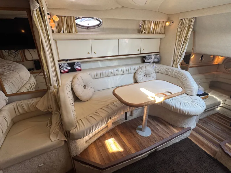 Slide: The Image of Sea Ray Sundancer 330 1997 - 4