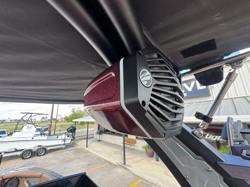 Slide: The Image of Tigé 22RZX 2024 - 29