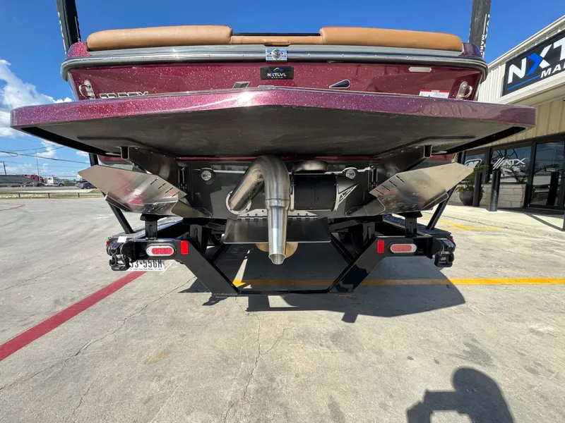 Slide: The Image of Tigé 22RZX 2024 - 4