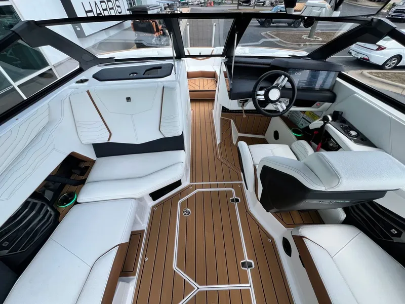 Slide: The Image of Nautique G23 2026 - 18