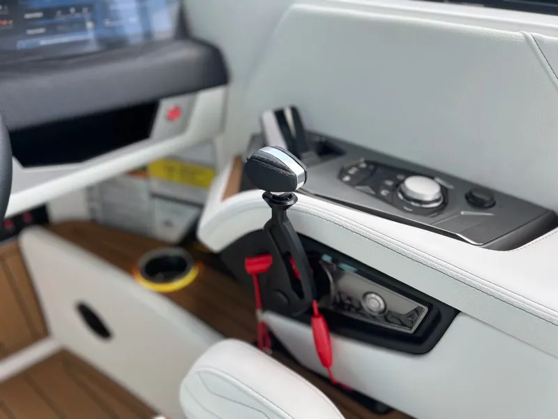 Slide: The Image of Nautique G23 2026 - 24