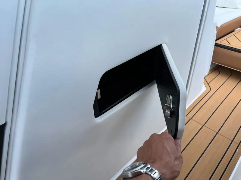 Slide: The Image of Nautique G23 2026 - 32