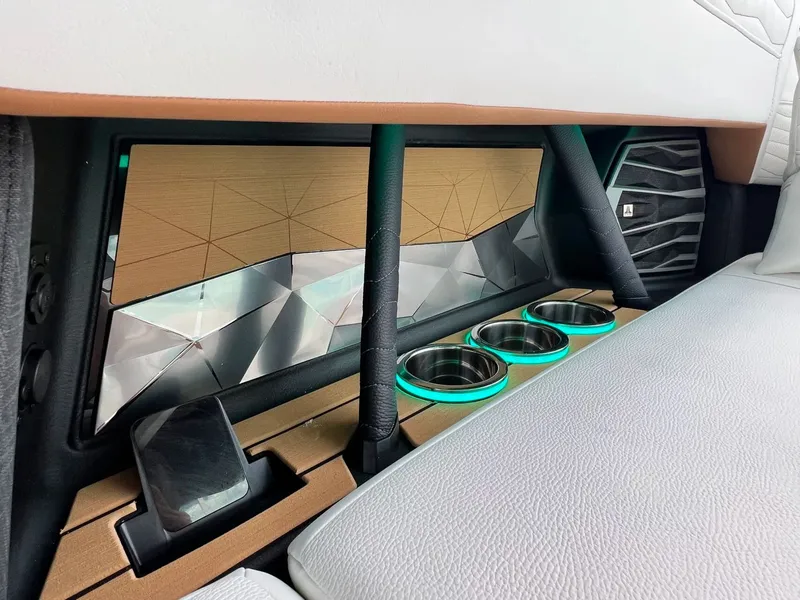 Slide: The Image of Nautique G23 2026 - 35