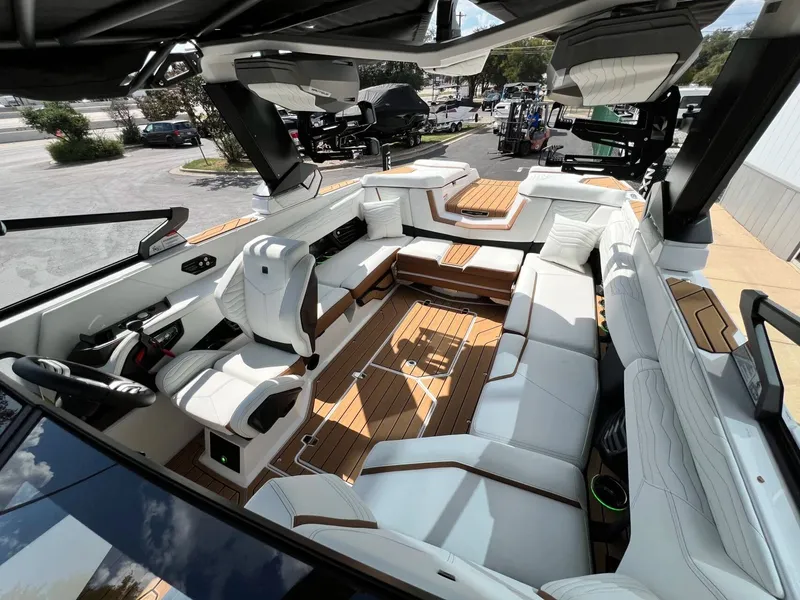 Slide: The Image of Nautique G23 2026 - 43