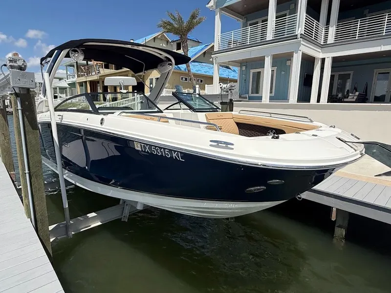 The Image of Sea Ray SDX 290 Outboard 2023 - 1