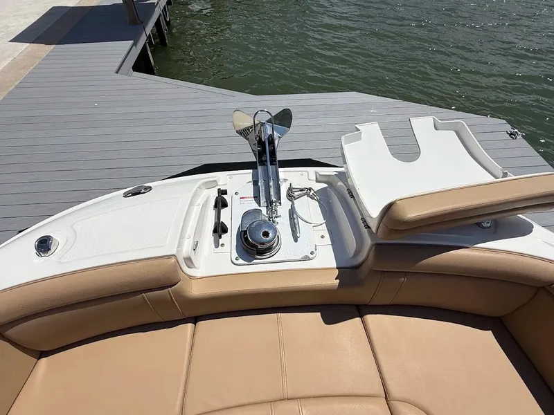 Slide: The Image of Sea Ray SDX 290 Outboard 2023 - 48