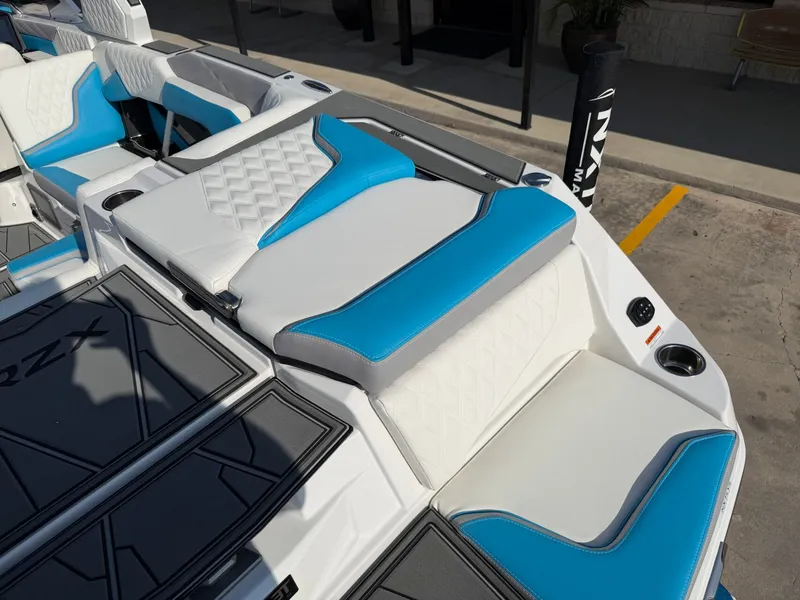 Slide: The Image of Tigé 24RZX 2026 - 11