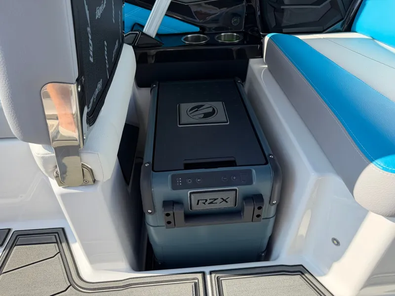 Slide: The Image of Tigé 24RZX 2026 - 20