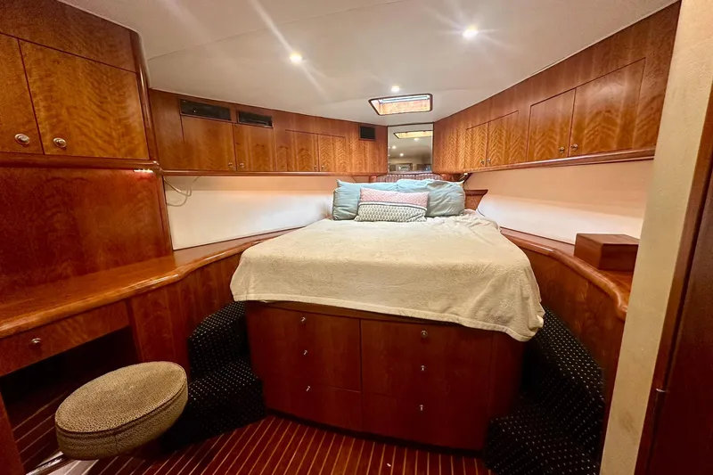 Slide: The Image of Luxurious cabin interior of 2000 Custom Carolina Precision Sportfish yacht. - 28