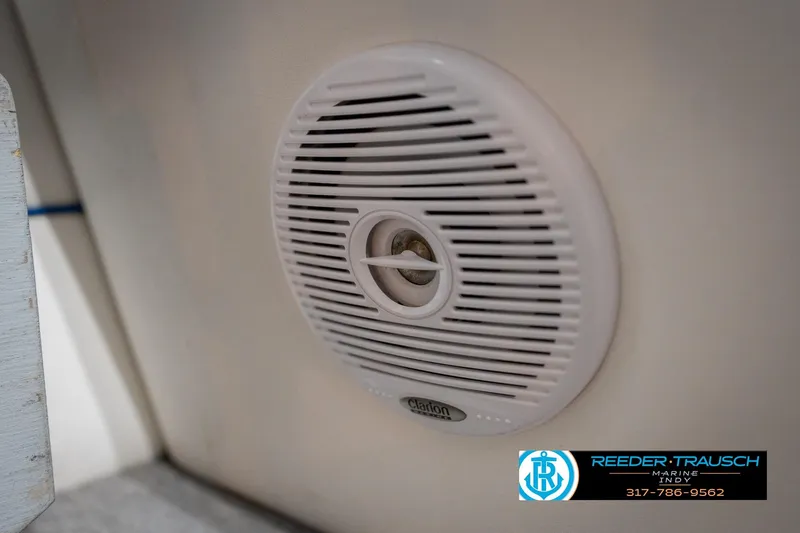 Slide: The Image of White Clarion speaker installed on Nordic Heat 28 boat, 2001 model. - 41
