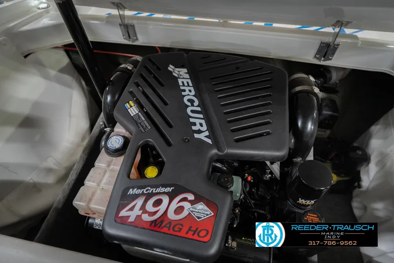 Slide: The Image of 2001 Nordic Heat 28 boat engine, featuring a powerful MerCruiser 496 MAG HO motor. - 52