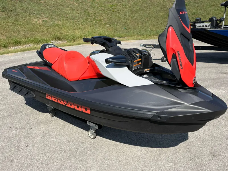 Slide: The Image of Sea-Doo GTI SE 130 2023 - 20