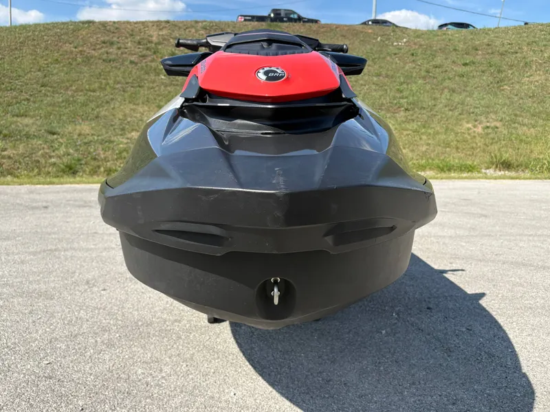 Slide: The Image of Sea-Doo GTI SE 130 2023 - 3